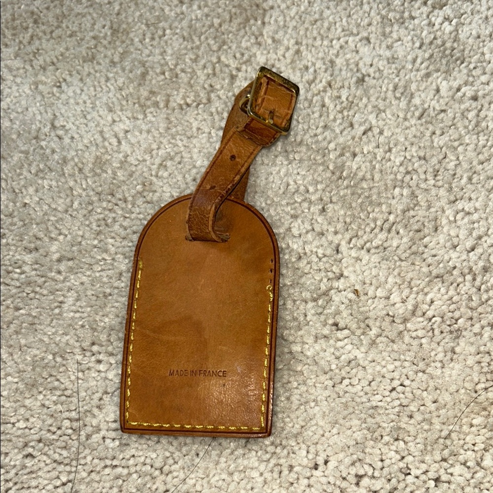 Louis Vuitton Tan Luggage Tag Set - Picture 2 of 3